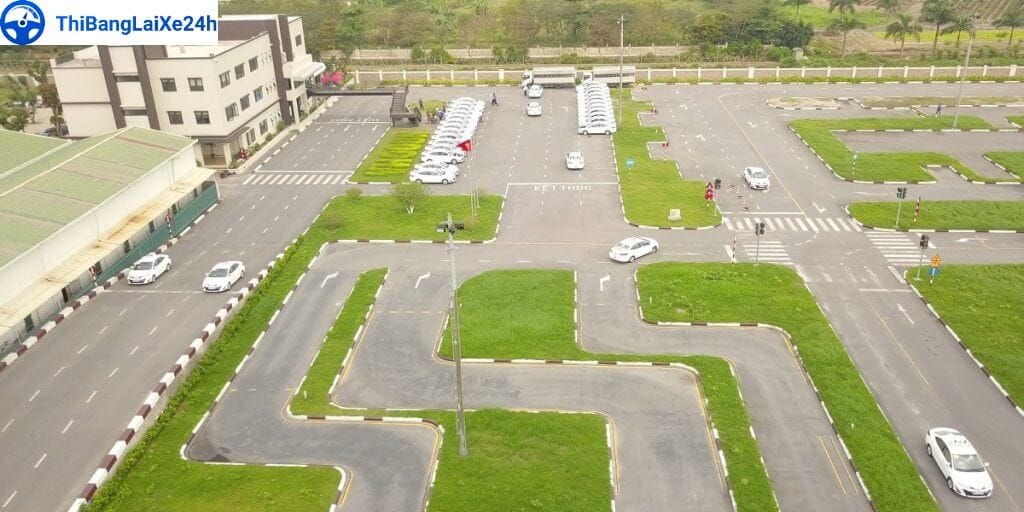 Trung tâm dạy nghề và đào tạo lái xe C500 