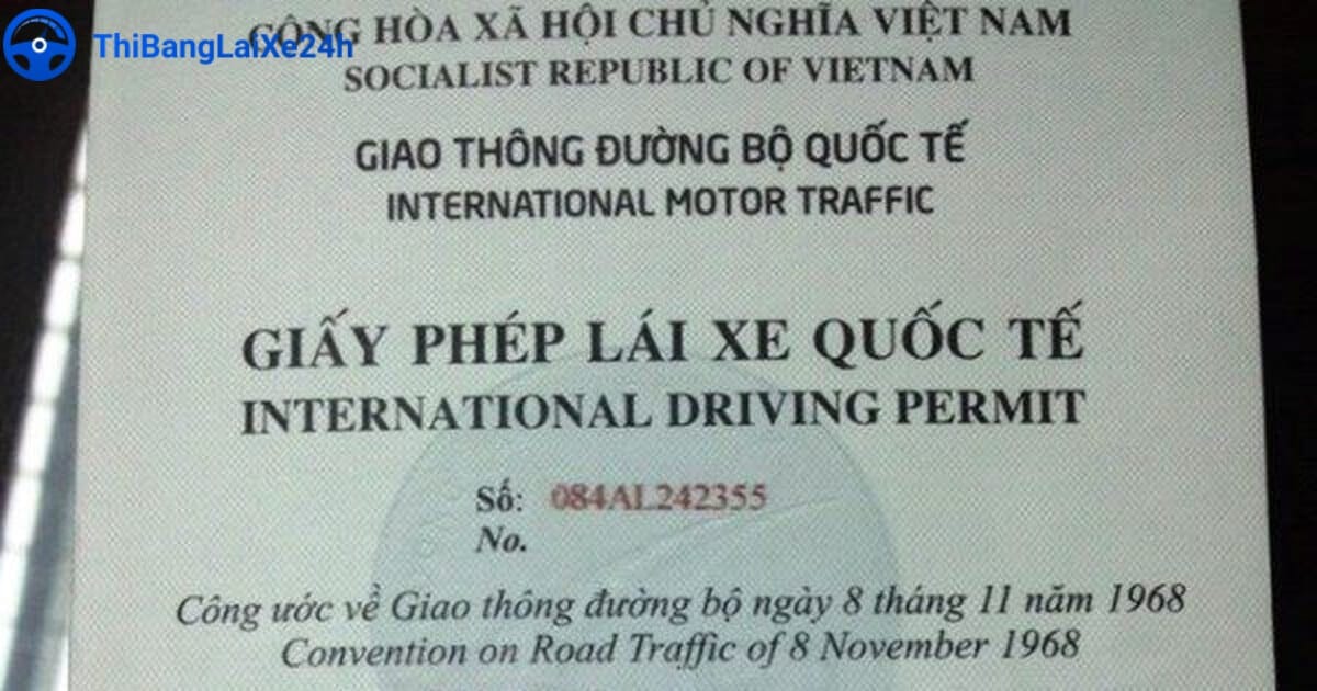 Bằng lái xe quốc tế có hiệu lực tại Việt Nam trong trường hợp người lái xe có đầy đủ cả bằng lái xe nội địa và bằng lái xe quốc tế.