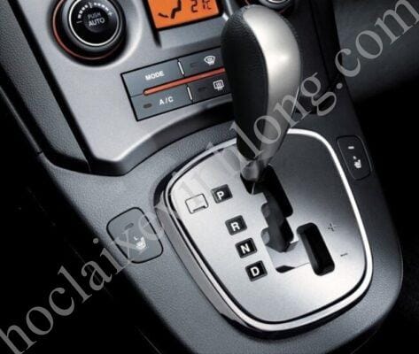 Học lái xe số tự động vĩnh long